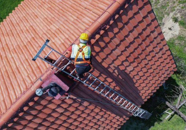 Best Commercial Roofing Services  in Oconomowoc, WI